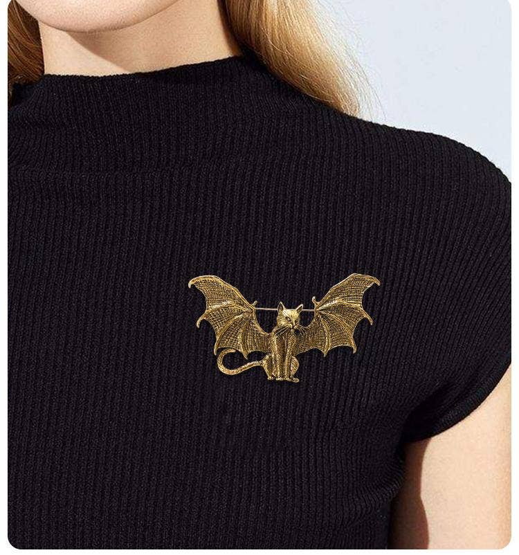 Winged cat brooch, bat-shaped flying cat pin