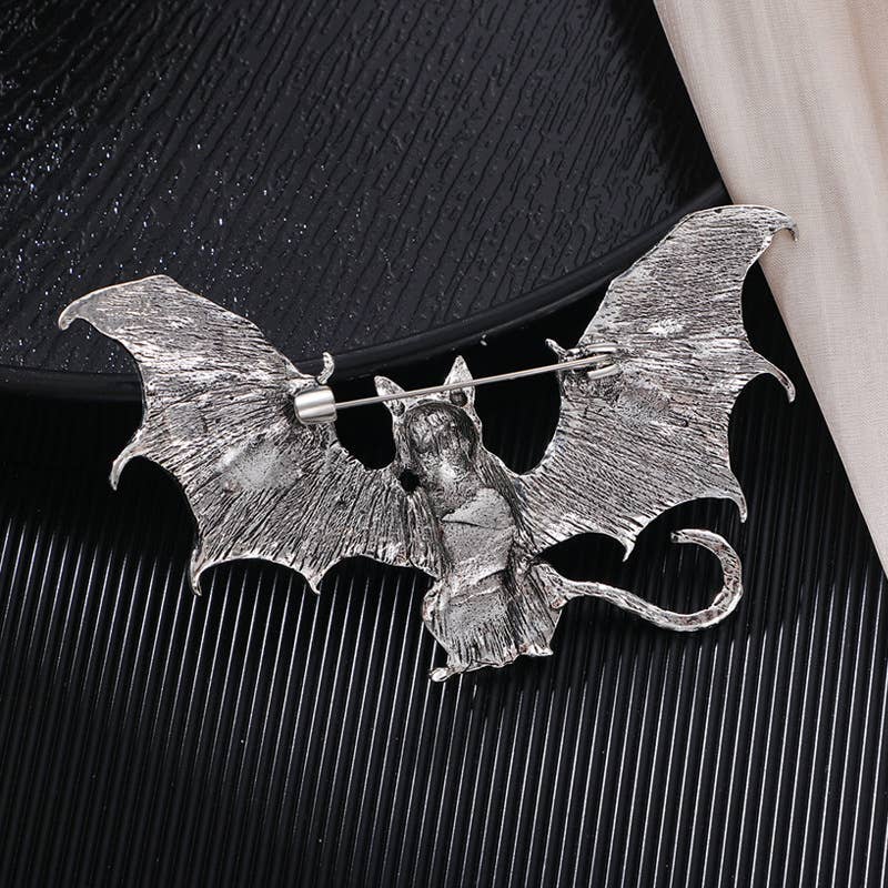 Winged cat brooch, bat-shaped flying cat pin