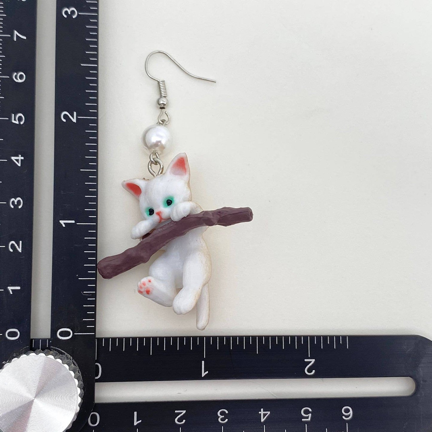 Cute Branch White Cat Charm Dangle Earrings