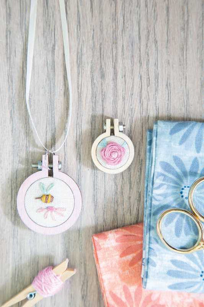 Doodle Stitching One-Hour Embroidery by Aimee Ray