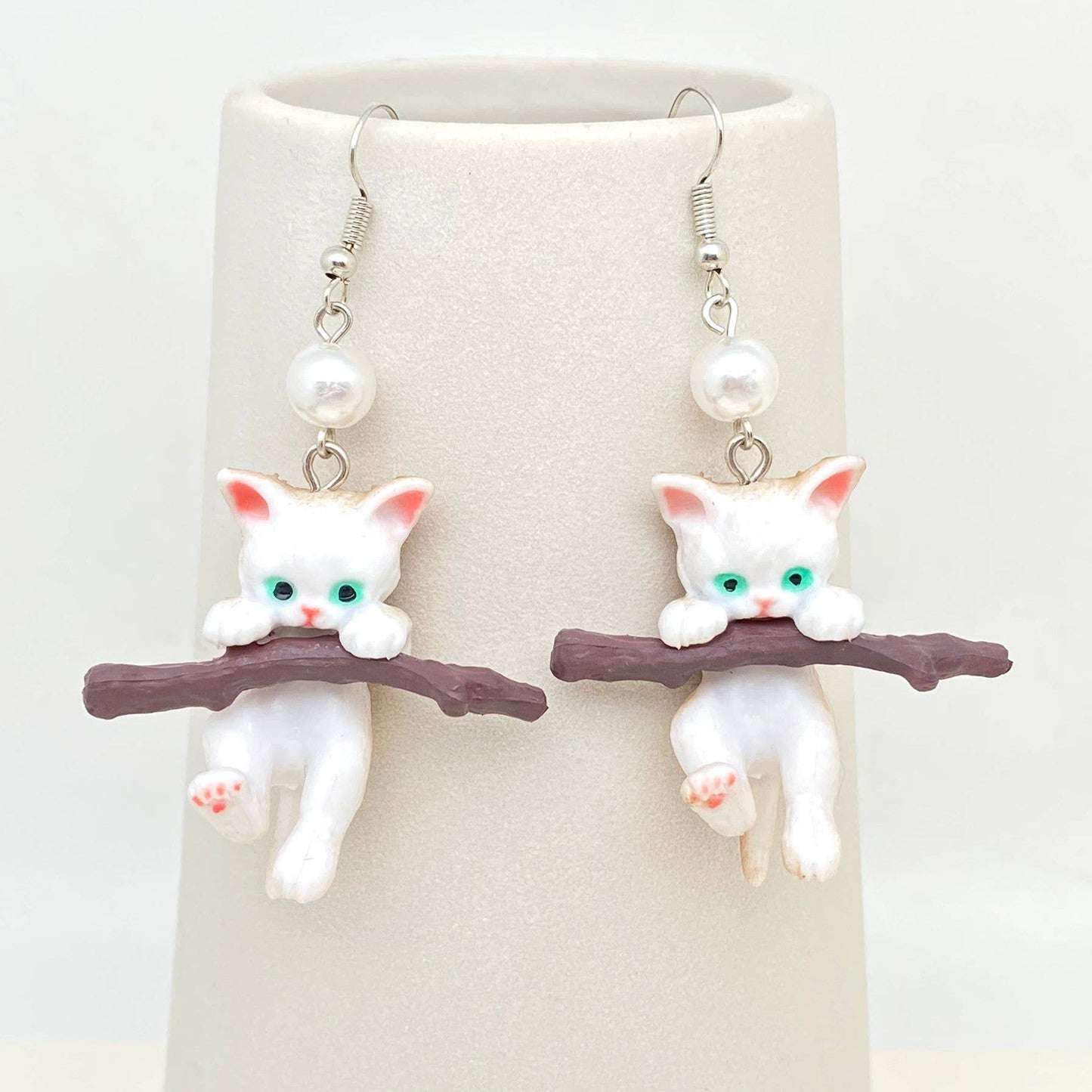 Cute Branch White Cat Charm Dangle Earrings
