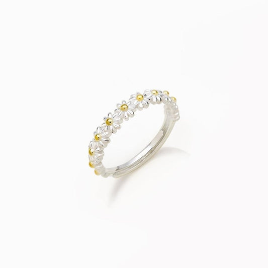 Dainty Daisy flower ring