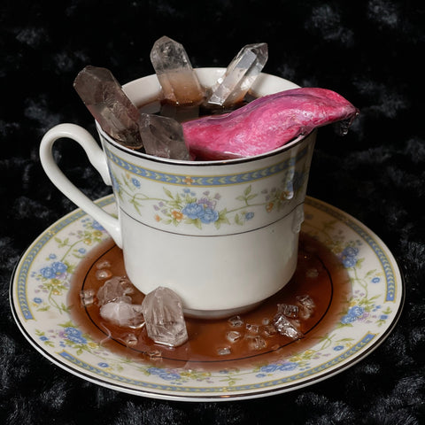 Floral teacup set with Tongue