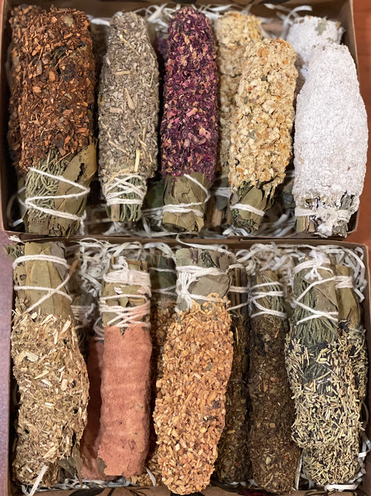 Sahumitos herbs & floral bundles