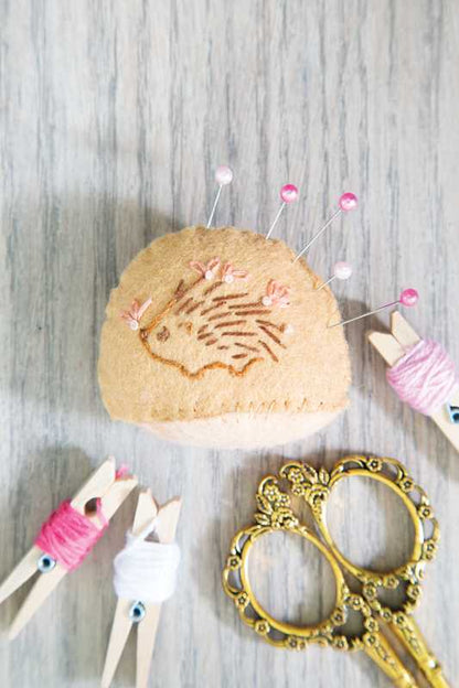 Doodle Stitching One-Hour Embroidery by Aimee Ray