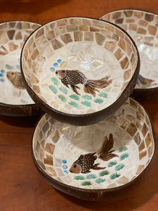 Fish design mosaic inlay coconut shell bowl